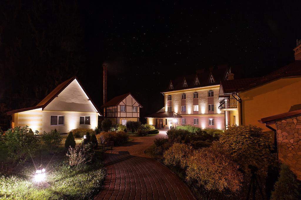 Карпатський Затишок Holiday park *